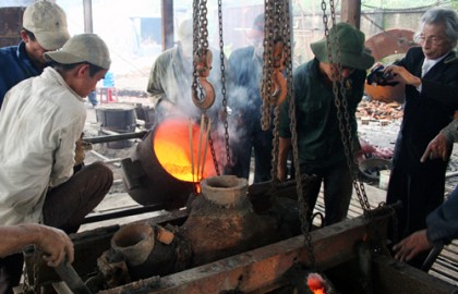 Quy trình đơn giản để đúc tượng đồng truyền thống