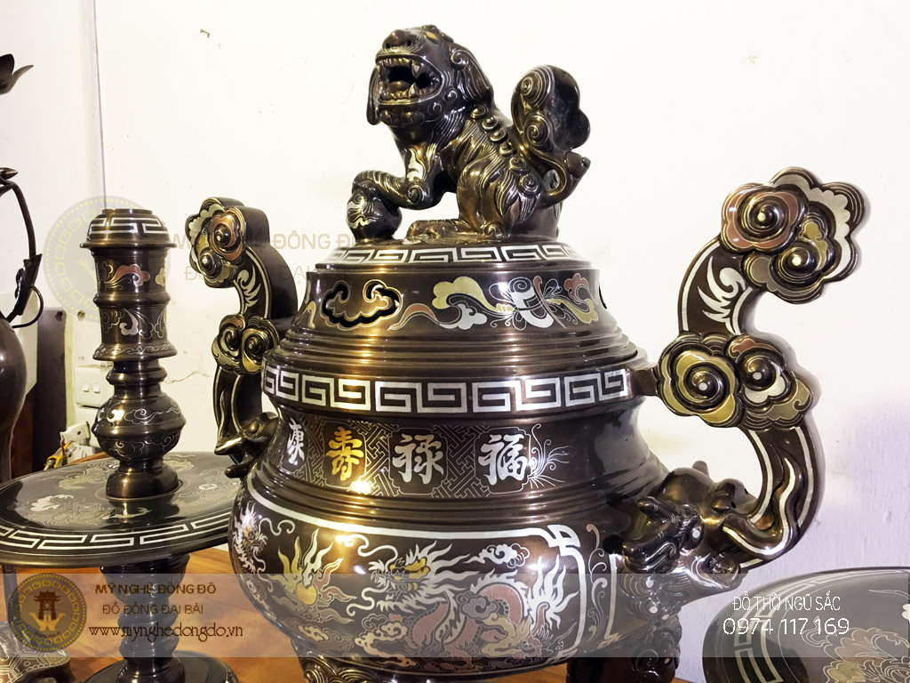 Đỉnh đồng mỹ nghệ